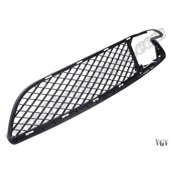 Tampon Izgarası E90 Ön Orta; ACCli Araç 2005-08