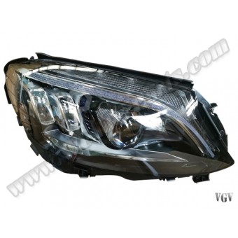Komple Far W205 Sağ [DONUSUM: 2019-21] Dinamik LED 2014-18