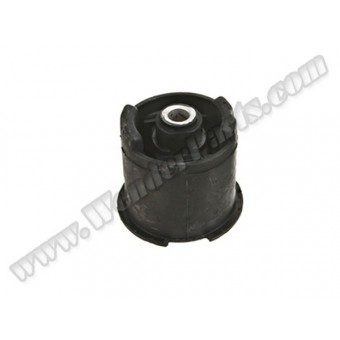 Travers Takozu E34 Arka; Arka Taraf