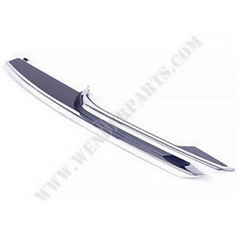 Tampon Izgarası F30 Ön Sağ; Kapalı Krom Çitalı