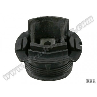 Travers Takozu W220 Arka; Arka Taraf