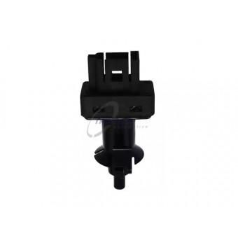 Debriyaj Pedal Şalteri W203 W204 W211 W212 W169 W245 W176 Spr901>906 Vito639/447