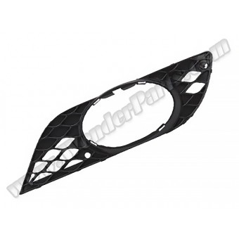 Tampon Izgarası W211 Ön Sol; Kısm.Açık -Cls/Elg- 2007-09